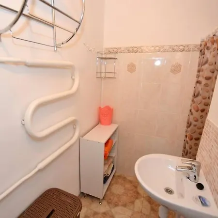 Huge In The Centre Apartment